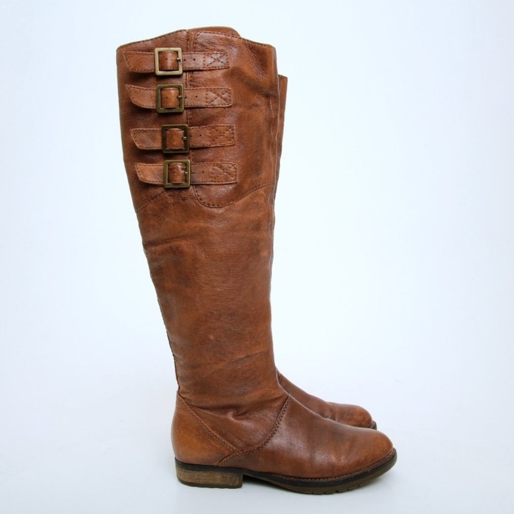 Steve Madden Miidori tall boots with leather buckles size 6.5M